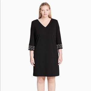 Blk dress v-neck pearl embellishments on s…